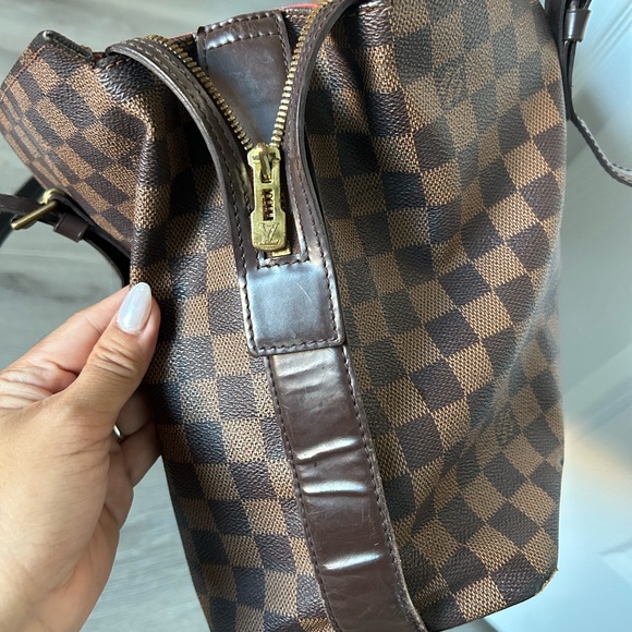 ❌ SOLD ❌Authentic Louis Vuitton Damier Ebene Chelsea Tote Bag N51119 - Picture 4 of 11